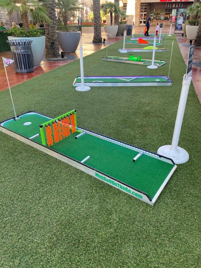 Images Mini Golf on the Go-Arizona's Mini Golf that Comes to You