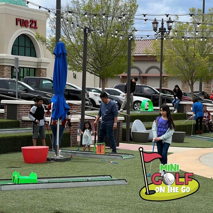 Images Mini Golf on the Go-Arizona's Mini Golf that Comes to You