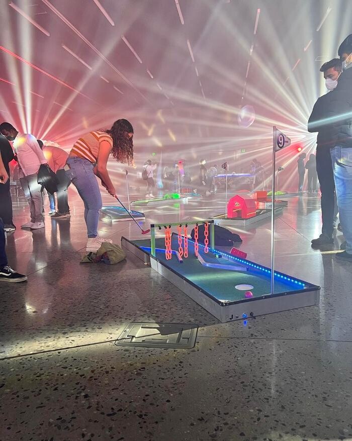 Images Mini Golf on the Go-Arizona's Mini Golf that Comes to You