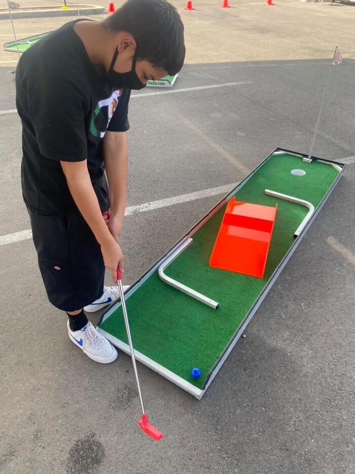 Images Mini Golf on the Go-Arizona's Mini Golf that Comes to You