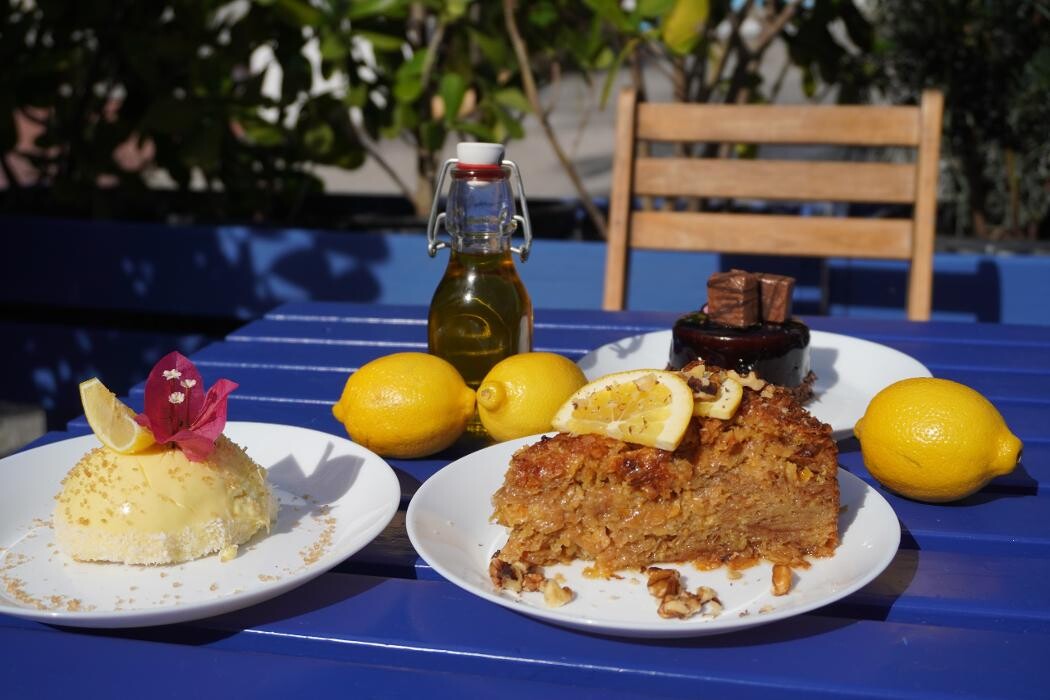 Images Meraki Gyro & Bakery
