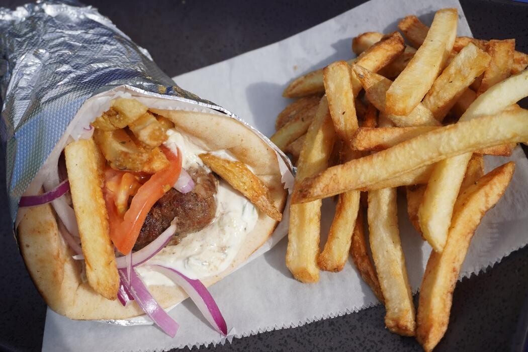Images Meraki Gyro & Bakery