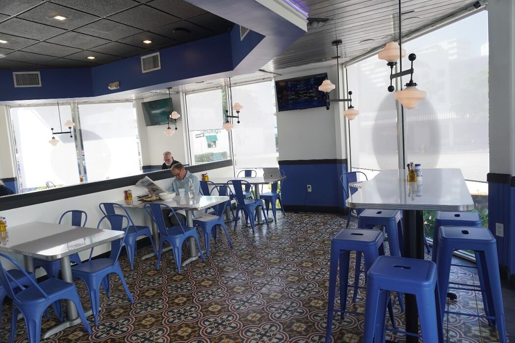 Images Meraki Gyro & Bakery