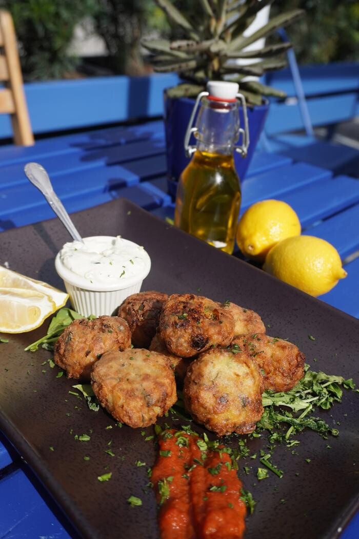 Images Meraki Gyro & Bakery