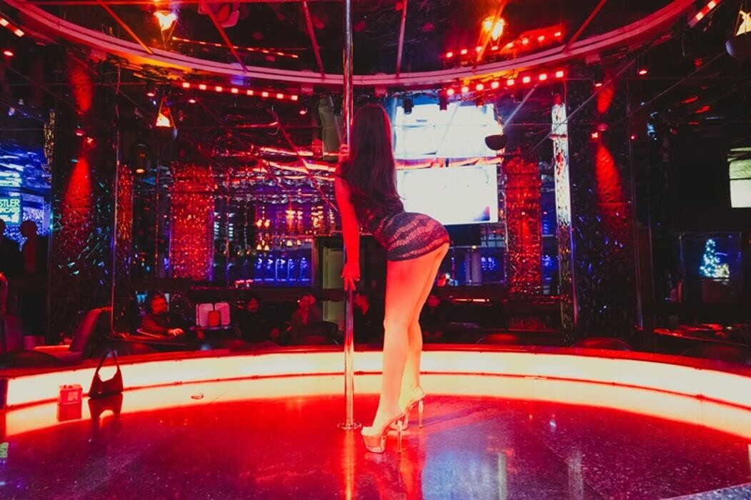 Images Larry Flynt's Hustler Club