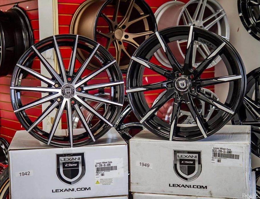 Images Howie's Tire & Wheel