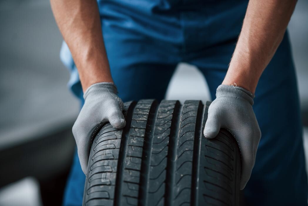 Images Howie's Tire & Wheel