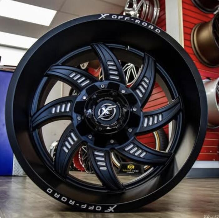 Images Howie's Tire & Wheel