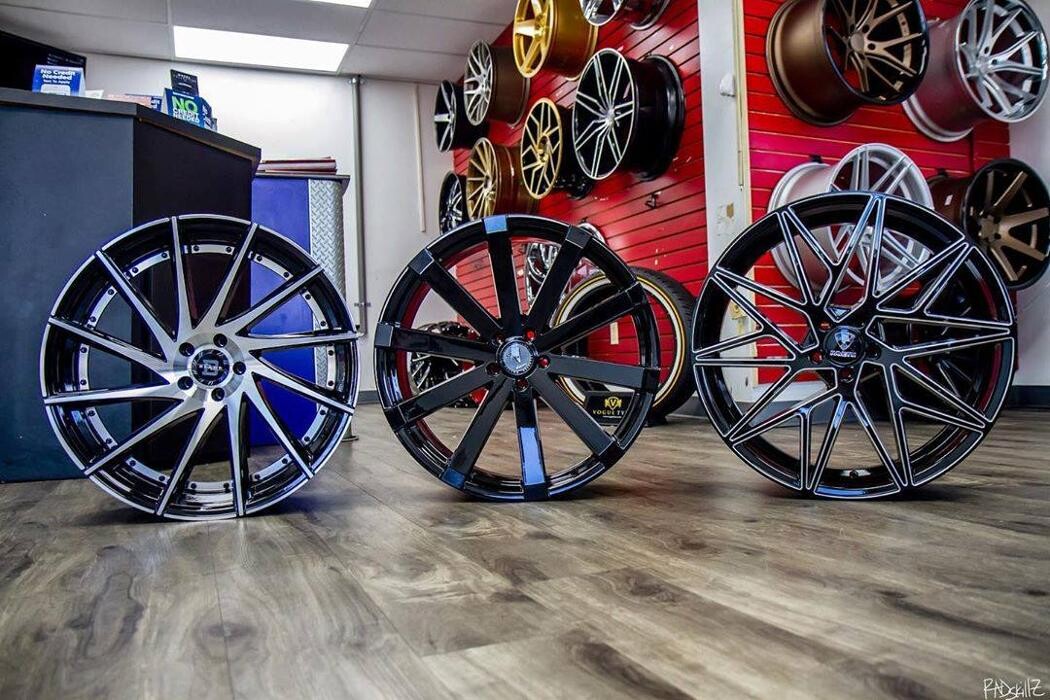 Images Howie's Tire & Wheel