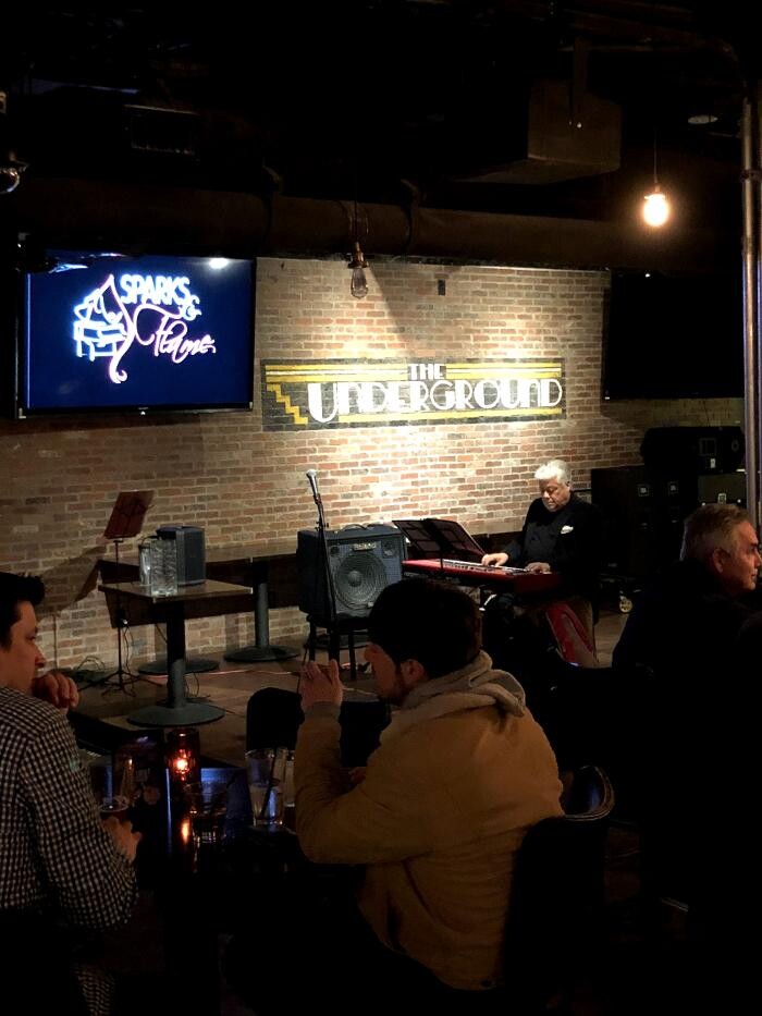 Images Frankie's Downtown