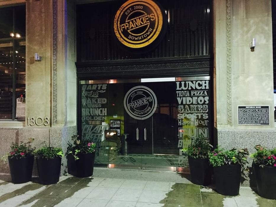 Images Frankie's Downtown