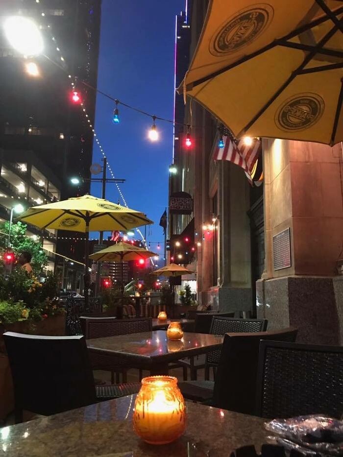 Images Frankie's Downtown