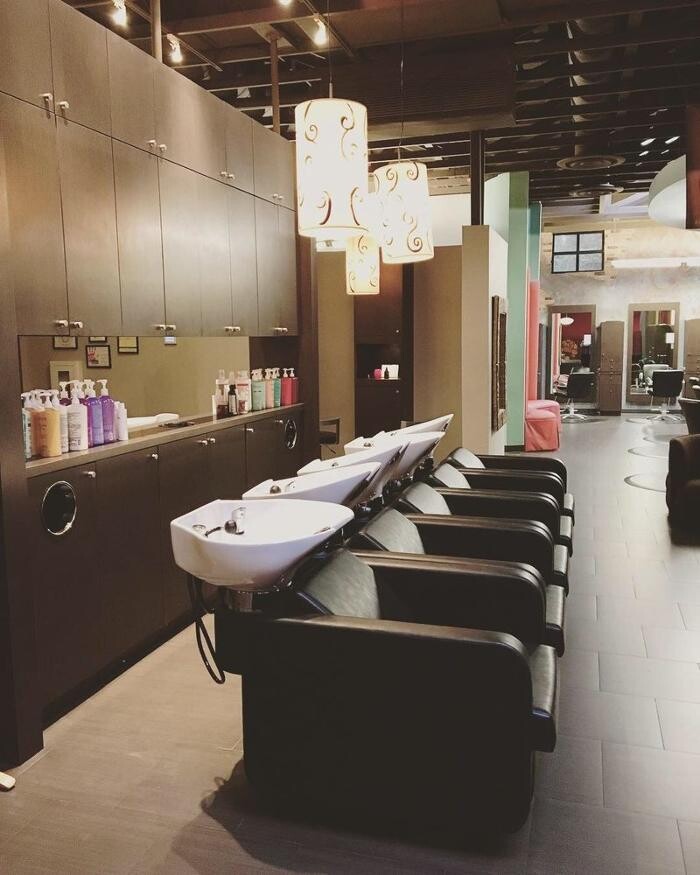 Images Daired's Salon & Spa Pangea