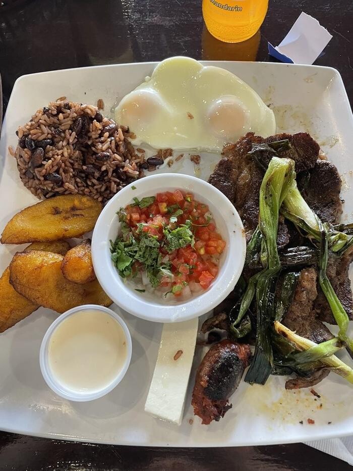 Images Cristina's Salvadorean Food
