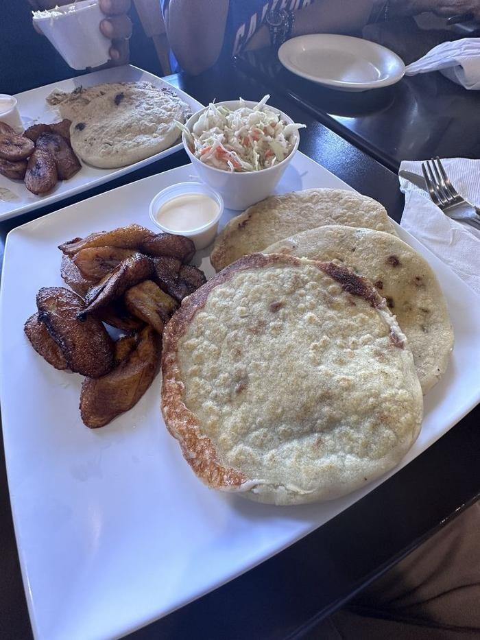 Images Cristina's Salvadorean Food
