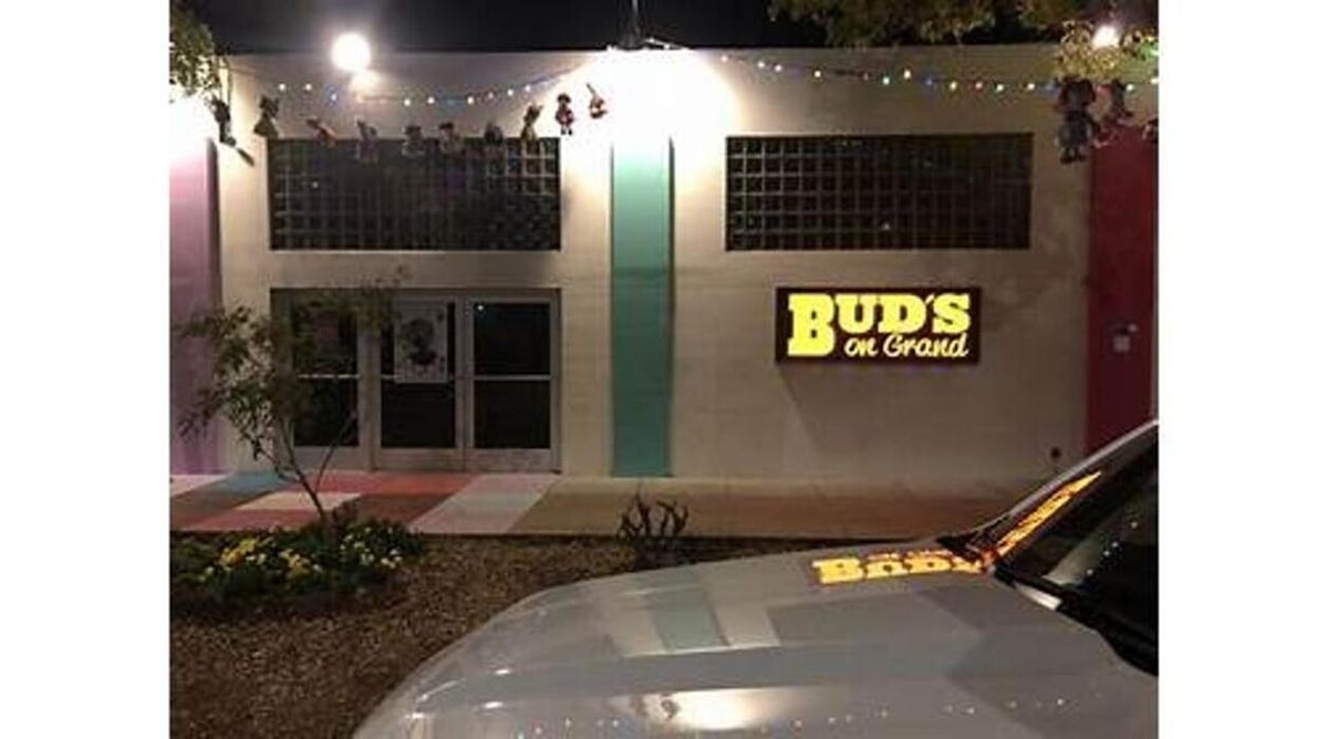 Images Bud's on Grand