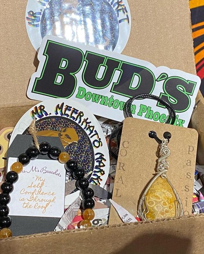 Images Bud's on Grand