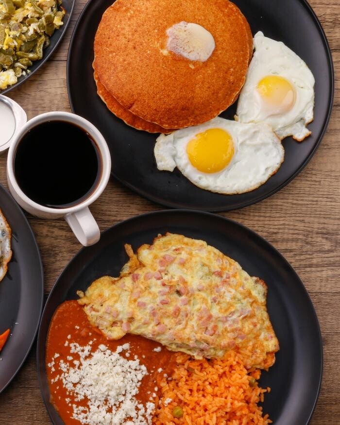 Images Bertha's Restaurant "El sabor de los Mochis"