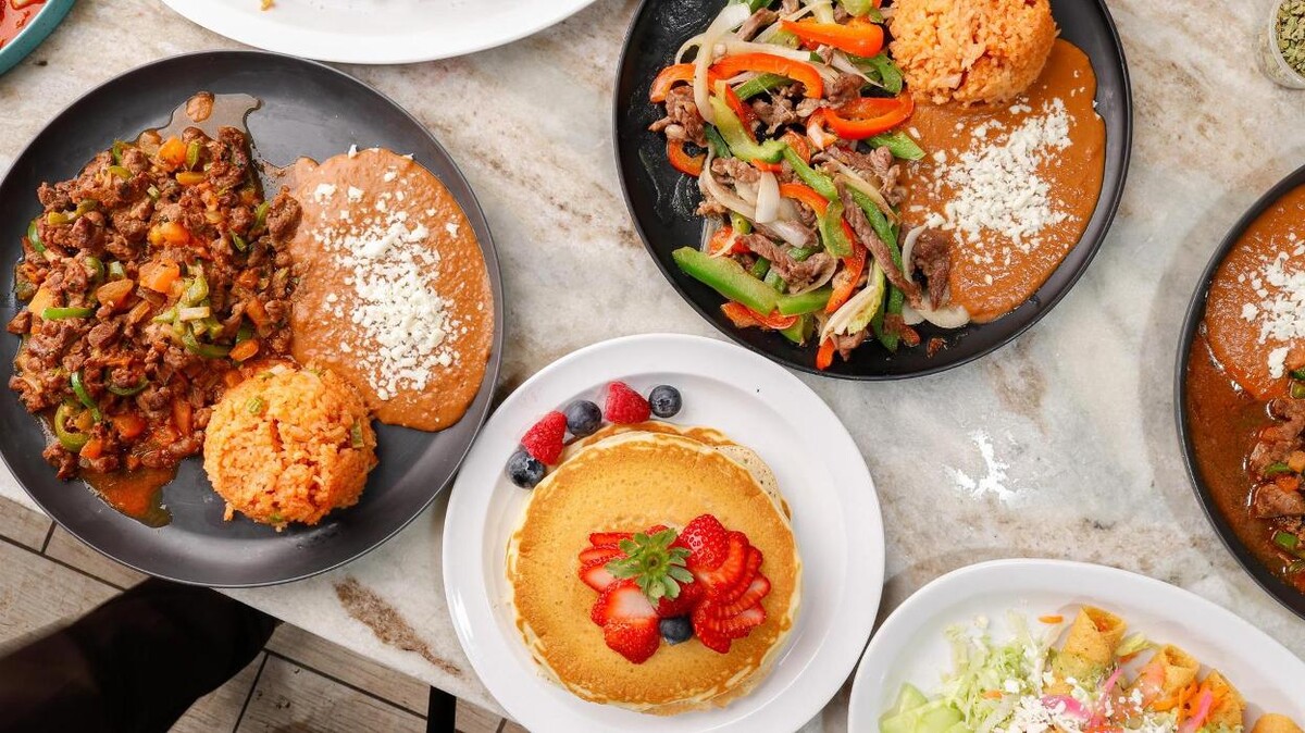 Images Bertha's Restaurant "El sabor de los Mochis"