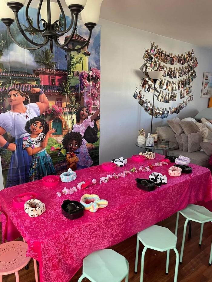 Images St. Louis Children's Party
