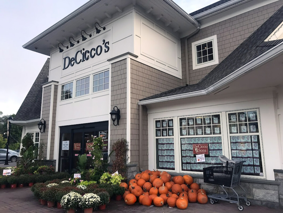 Images Armonk Square