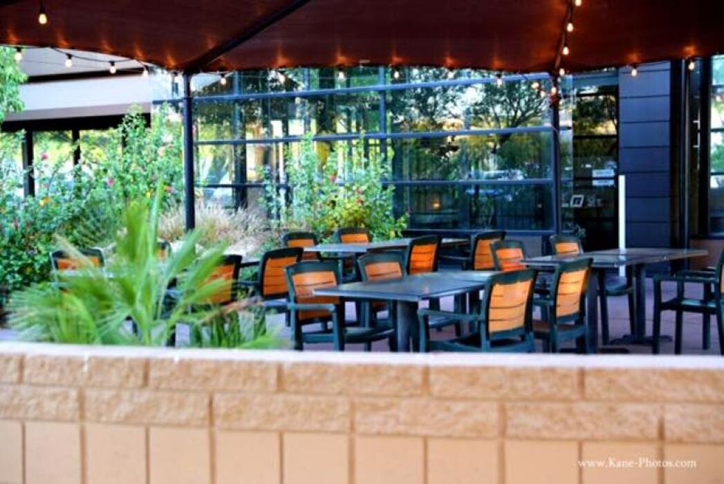 Images Alexi's Grill