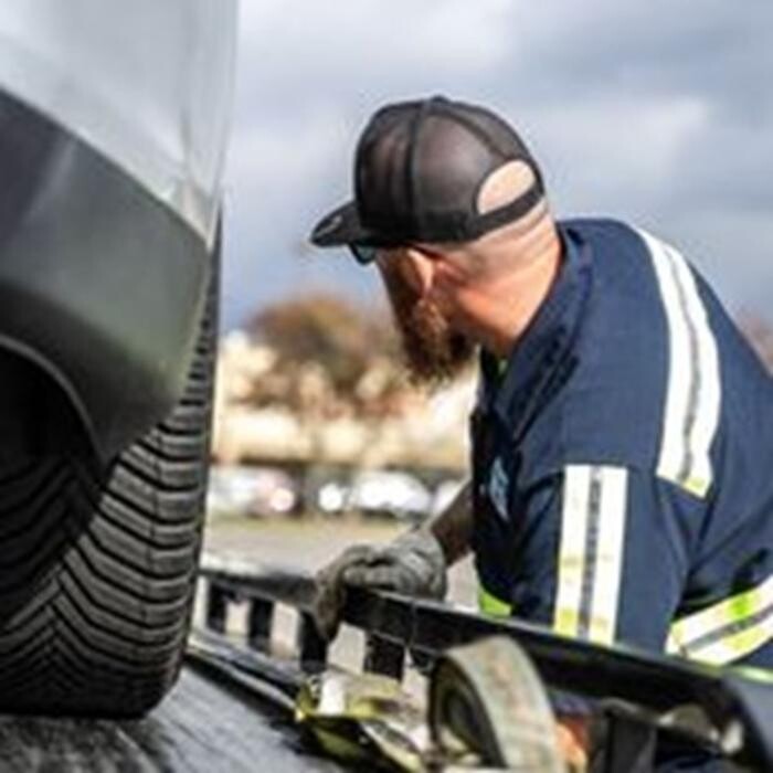 Images Brad's Towing & Recovery LLC