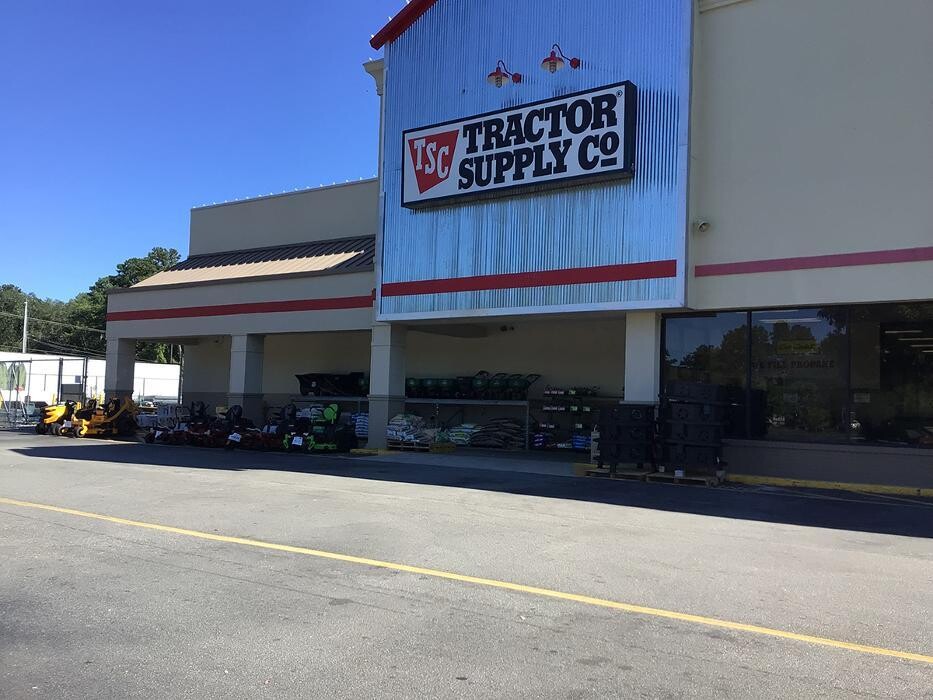 Images Tractor Supply Co.