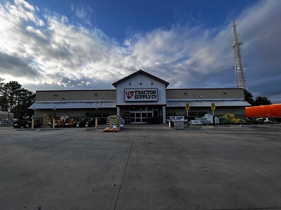 Images Tractor Supply Co.