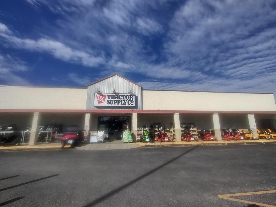 Images Tractor Supply Co.
