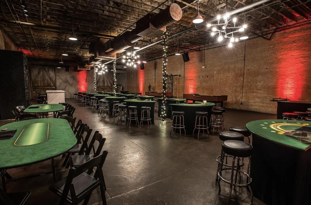 Images Gilley's Dallas