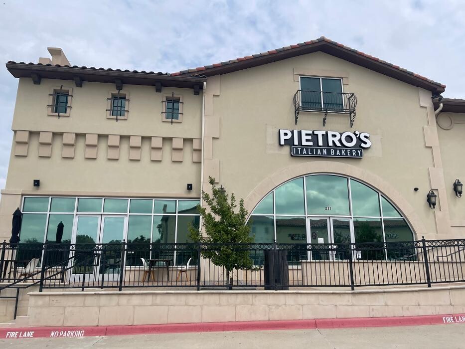 Images Pietro's Italian Bakery