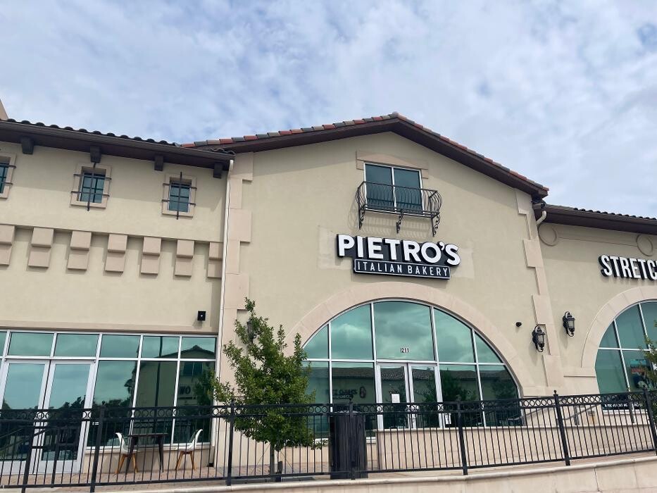 Images Pietro's Italian Bakery