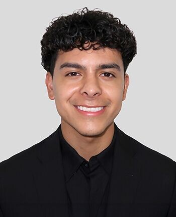 CrossCountry Mortgage, LLC - Adrian Lopez Logo
