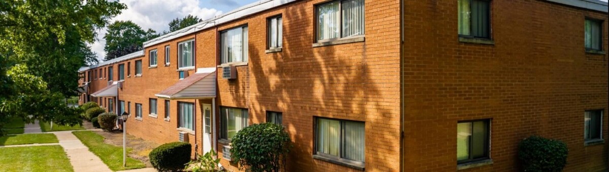 Images Arlen Terrace Apartments