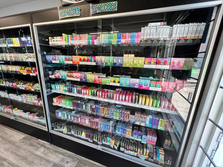 Images It's All Goodz Smoke Shop McDowell Rd