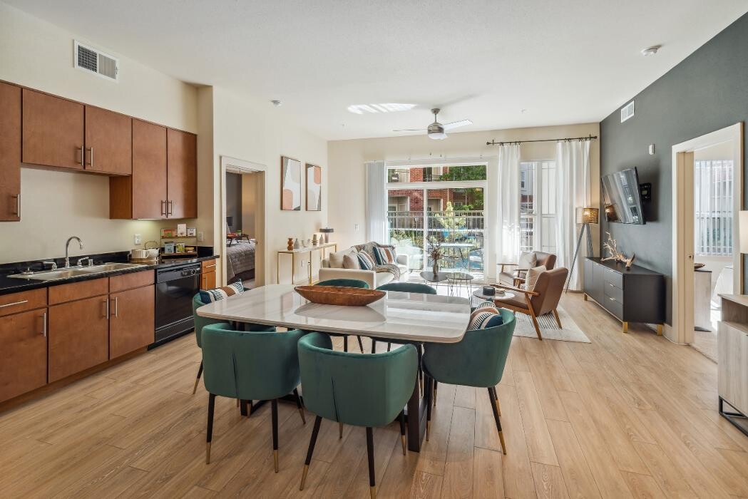 Images AMLI Park Avenue