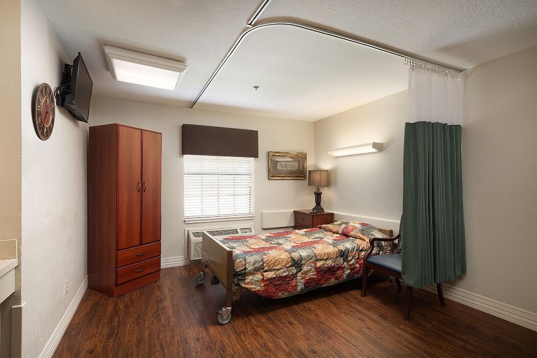 Images Grace Skilled Nursing & Therapy - Norman