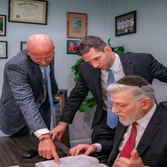 Images The Law Offices of Robert David Malove