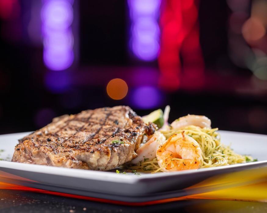 Images Tampa Gold Club Gentlemen's Club & Steakhouse