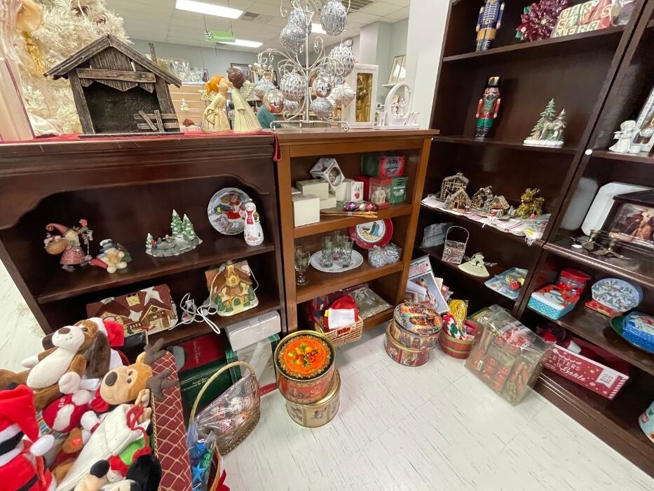 Images World's Attic Thrift Shop