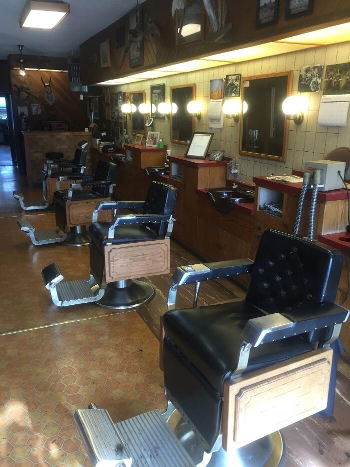 Images Sam Hill's Barbershop by Arrow
