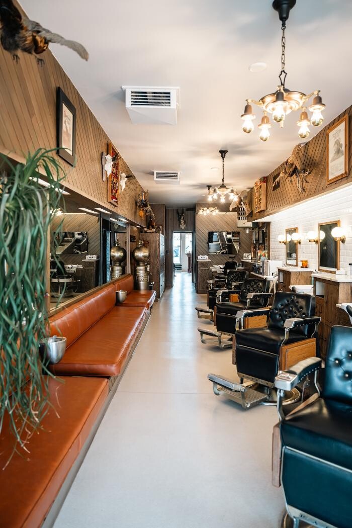 Images Sam Hill's Barbershop by Arrow