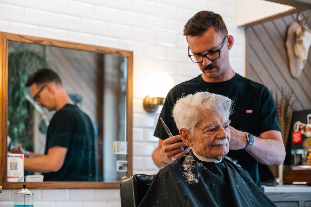 Images Sam Hill's Barbershop by Arrow