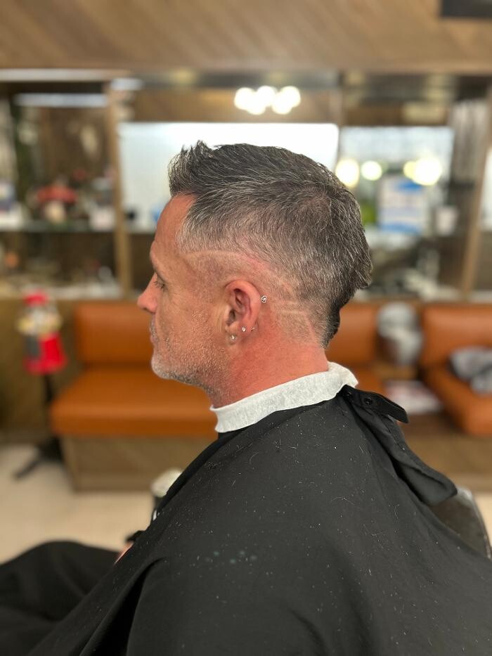 Images Sam Hill's Barbershop by Arrow