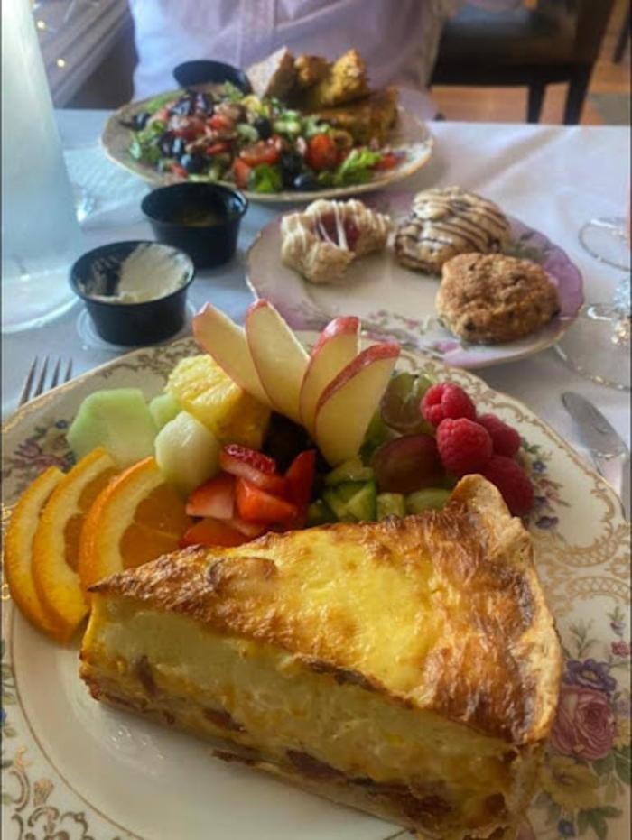 Images The Pink House Tea Room & Bnb