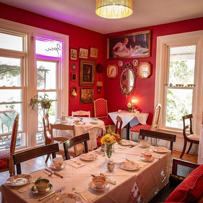 Images The Pink House Tea Room & Bnb