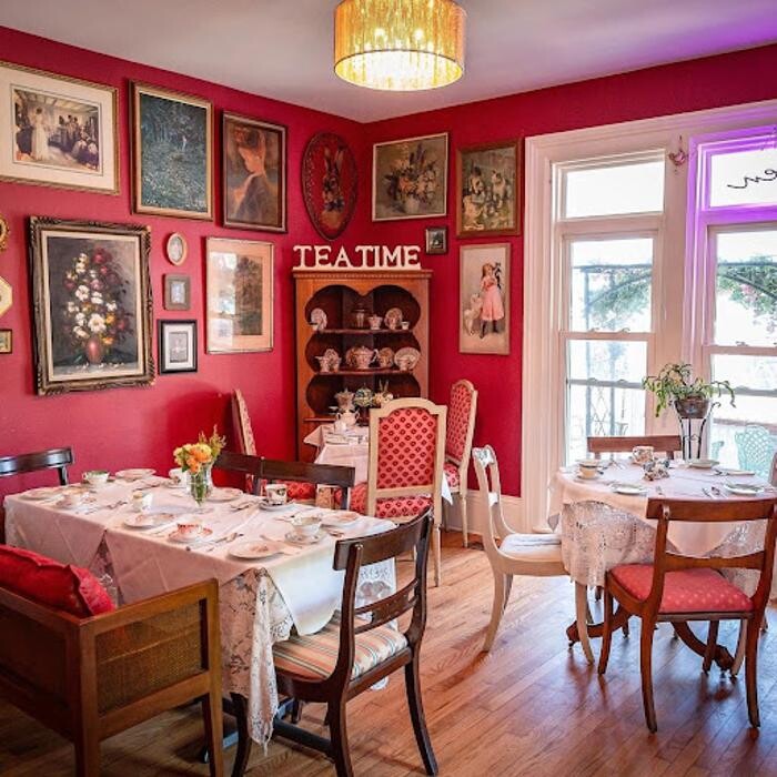 Images The Pink House Tea Room & Bnb
