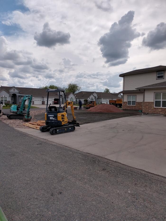 Images Long's Excavation & Construction, Inc