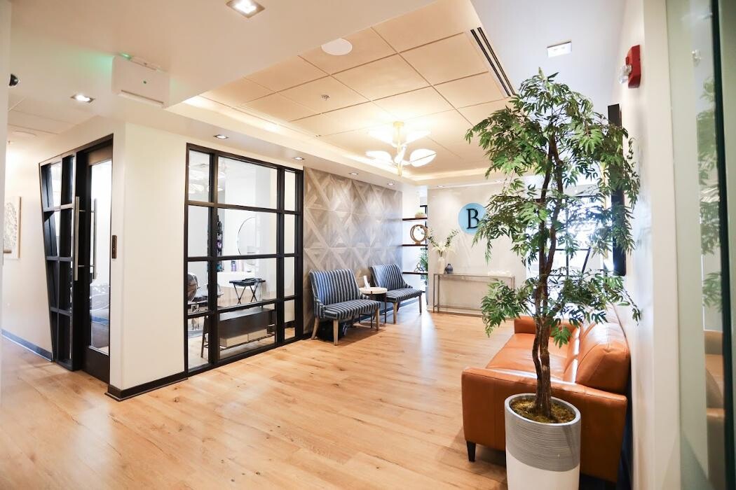Images Blue Salon Suites